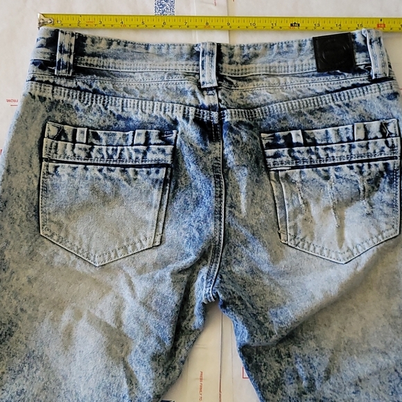 TRILL NATION Distressed shredded Shorts 32 - Picture 5 of 10